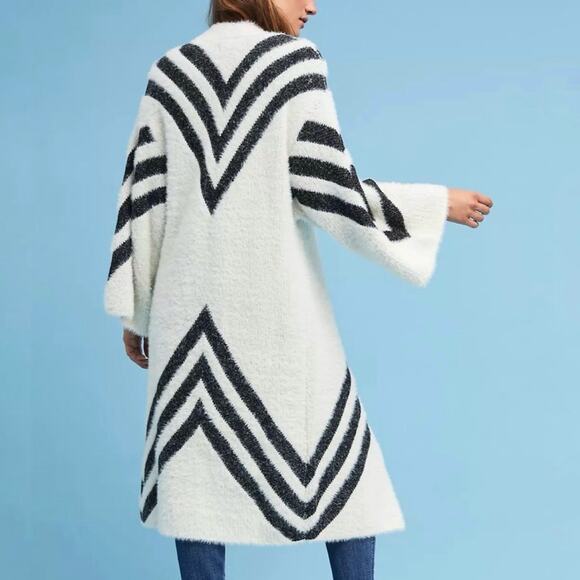 Sleeping on Snow Mod Chevron Kimono Sweater Cream Black Boho Open Front Size OS - Picture 9 of 10